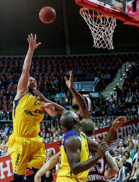 就是篮下的 就是篮下的