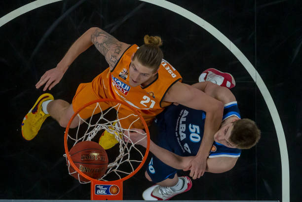 示了超强的 示了超强的